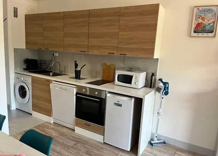 L Escale * 乌尔加特